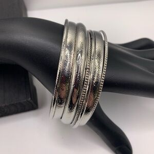 NWOT Set of 7 Bangle Bracelets